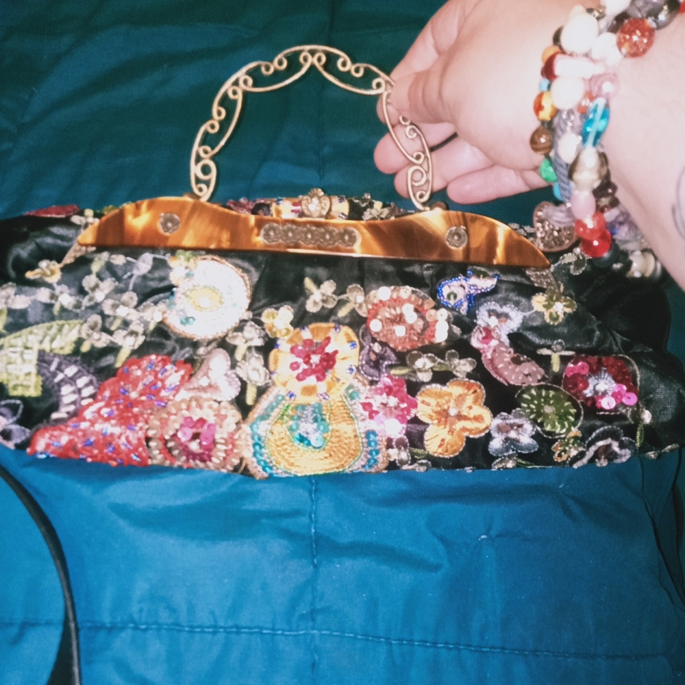 LULLU LALLA multicolor sequin/ bead/ diamante kisslock evening π - Picture 7 of 16